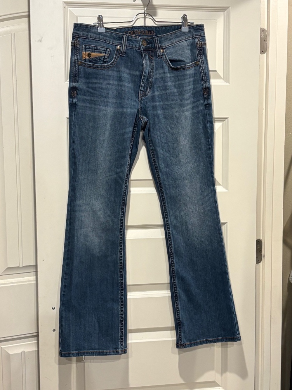 Mens Cody James Distressed Jeans Bootcut 33x32 EXCELLENT